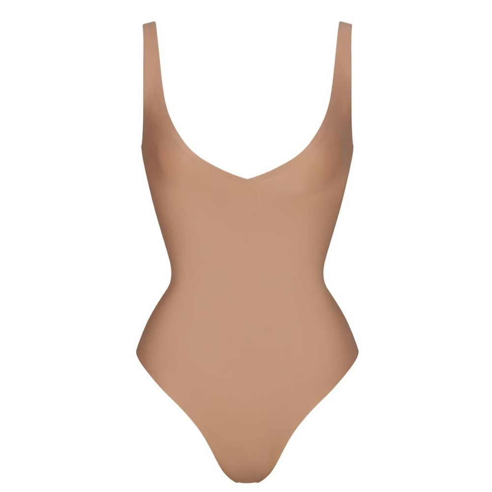 Skims Body CS Plunge Bodysuit Sienna‎ XL BD-THG-9551W Tan Thong Body Suit